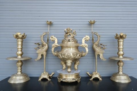 Bộ Ngũ Sự Bằng Đồng Vàng Song Long Chầu Nguyệt Cao 45 Cm