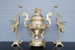Bộ Tam Sự Hạc Bằng Đồng Vàng Song Long Chầu Nguyệt Cao 50 Cm
