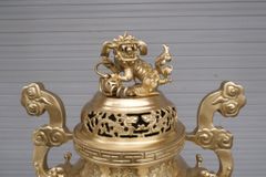 Bộ Ngũ Sự Bằng Đồng Vàng Song Long Chầu Nguyệt Cao 60 Cm