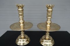 Bộ Ngũ Sự Bằng Đồng Cát Tút Song Long Chầu Nguyệt Cao 60 Cm + Đôi Đèn Cao  43cm + Lọ Hoa Cao 38cm +Ống Hương Cao 29cm + Mâm Bồng 35cm