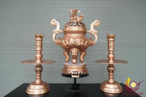 Bộ Tam Sự Nến Bằng Đồng Đỏ Song Long Chầu Nguyệt Cao 70 Cm