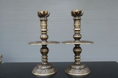 Bộ Đỉnh Đồng Ngũ Sự Đồng Vàng Song Long Chầu Nguyệt Màu Hai Công Nghệ Cao 60 Cm+Ngai Chén + Bộ Bát Hương