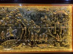 Tranh Đồng Vinh Quy Bái Tổ Kích Thước 230*120 Cm Nền Vàng Cạo Xước