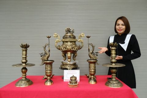 Bộ Đỉnh Đồng Ngũ Sự Đồng Vàng Song Long Chầu Nguyệt Màu Hai Công Nghệ Cao 60 Cm+  Ống Hương 29