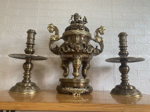Bộ Tam Sự Nến Bằng Đồng Vàng Song Long Chầu Nguyệt Màu Hai Công Nghệ Cao 50 Cm