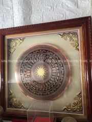 Tranh Trống Đồng Mặt CNC Có Kính Kích Thước 90*90 Cm Khung Vuông