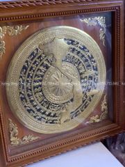 Tranh Trống Đồng Mặt Gò Có Kính Kích Thước 55*55 Cm Khung Vuông