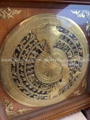 Tranh Trống Đồng Mặt Gò Có Kính Kích Thước 55*55 Cm Khung Vuông