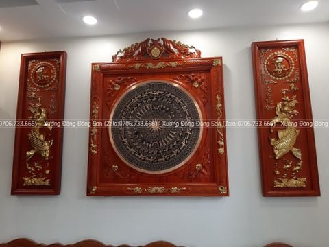 Tranh Trống Đồng Đôi Cá Chép Rời Kích Thước 117*117 Cm Khung Vuông