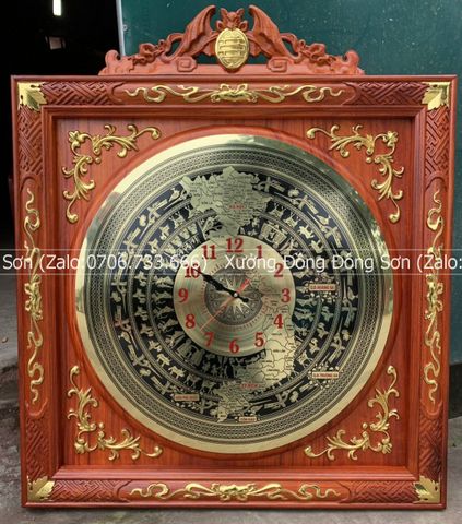 Tranh Trống Đồng Ngũ Phúc Mặt Đồng Hồ Khung Gỗ Hương Đỏ Kích Thước 83*83 Cm Khung Vuông