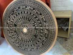 Tranh Trống Đồng Ngũ Phúc Mặt Đúc Dát Vàng Khung Gỗ Hương Đỏ Kích Thước 90*90 Cm Khung Vuông