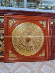 Tranh Trống Đồng Mặt Trống Thúc Tay Khung Gỗ Hương Kích Thước 90*90 Cm Khung Vuông