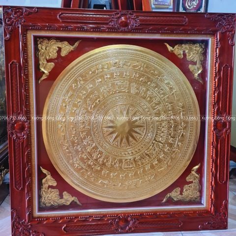 Tranh Trống Đồng Nền Đỏ Kích Thước 80*80 Cm Khung Vuông