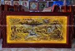 Tranh Đồng Mã Đáo Thành Công 230*120 Cm Nền Vàng Cạo Xước Khung Hoa Tây