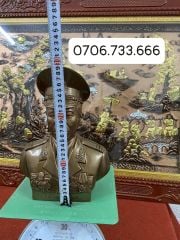 Tượng Đồng Truyền Thần Kích Thước Cao 42 Cm Nặng 22kg