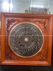 Tranh Trống Đồng Đỏ Đúc Khung Hương Kích Thước 90*90 Cm Khung Vuông