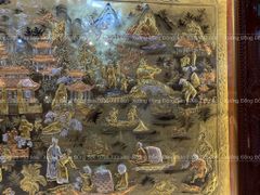 Tranh Đồng Quê Cội Nguồn Quê Hương Nền Vàng Cạo Xước Khung Đục Hoa Tây KT 255-155