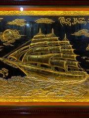 Tranh Đồng Thuận Buồm Xuôi Gió 197*107 Cm Nền Đen Dát Vàng