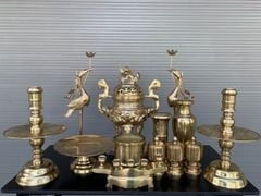 Bộ Ngũ Sự Bằng Đồng Cát Tút Song Long Chầu Nguyệt Cao 60 Cm +lọ hoa 38 +ống hương 29 + Mâm bồng 35 +Bát Hương + Ba Đài 10 + Ngai chén+ Đôi đèn 43