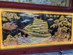 Tranh Đồng Thuận Buồm Xuôi Gió 170*90 Cm Nền Đen Dát Vàng Bạc- Khung Sồi Trơn