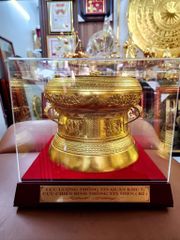 Trống Đồng vàng  Đường Kính 30Cm - Dát Vàng 18K - Chất Liệu Đồng Vàng