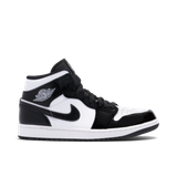  Air Jordan 1 Mid SE "Carbon Fiber" 
