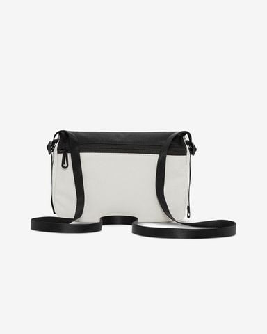  Nike Futura cross body Bag 