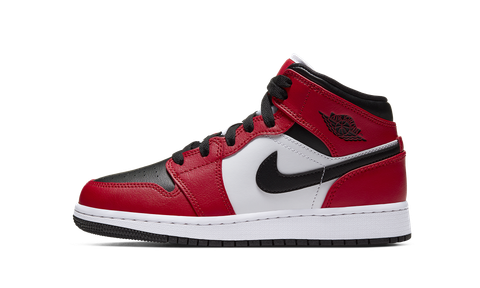  Air Jordan 1 Mid Chicago Black Toe 