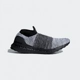  Ultraboost Laceless 
