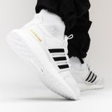  Ultraboost DNA Leather 