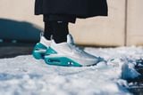  Nike Hyper Adapt 1.0 