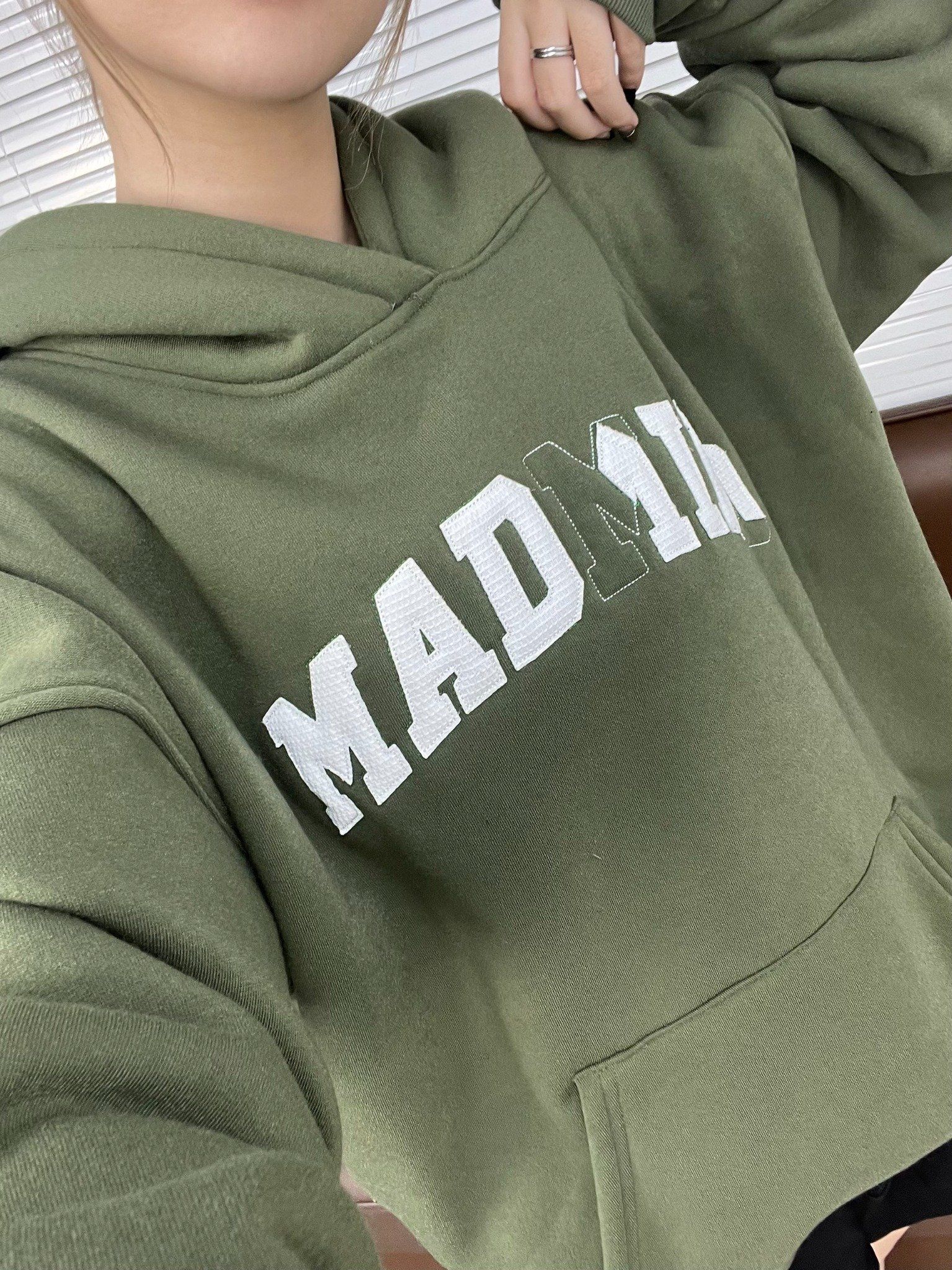  Áo Hoodie Tay Dài Thêu Chữ, Nỉ Bông Ripped Logo Hoodie - Màu Rêu 