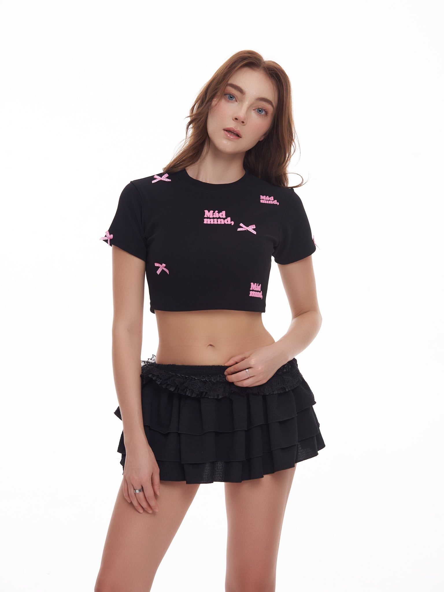  Áo Thun Nữ In Nổi Họa Tiết Đính Nơ Bonnie Croptop MADMIND - Màu Đen 