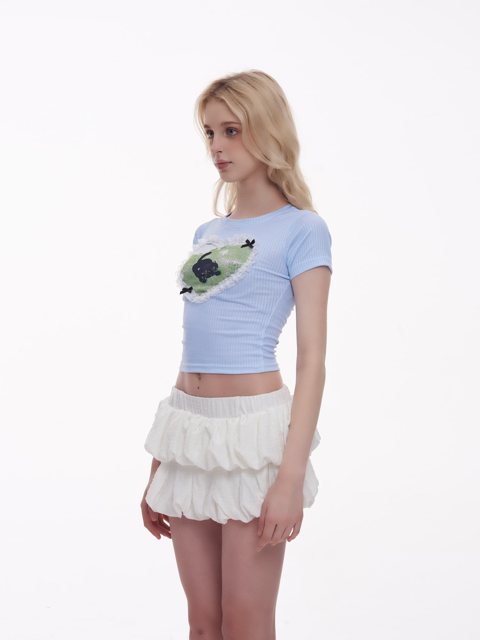  Áo Thun Nữ Form Ôm Body Họa Tiết Phối Ren Rora MADMIND - Màu Xanh Dương 