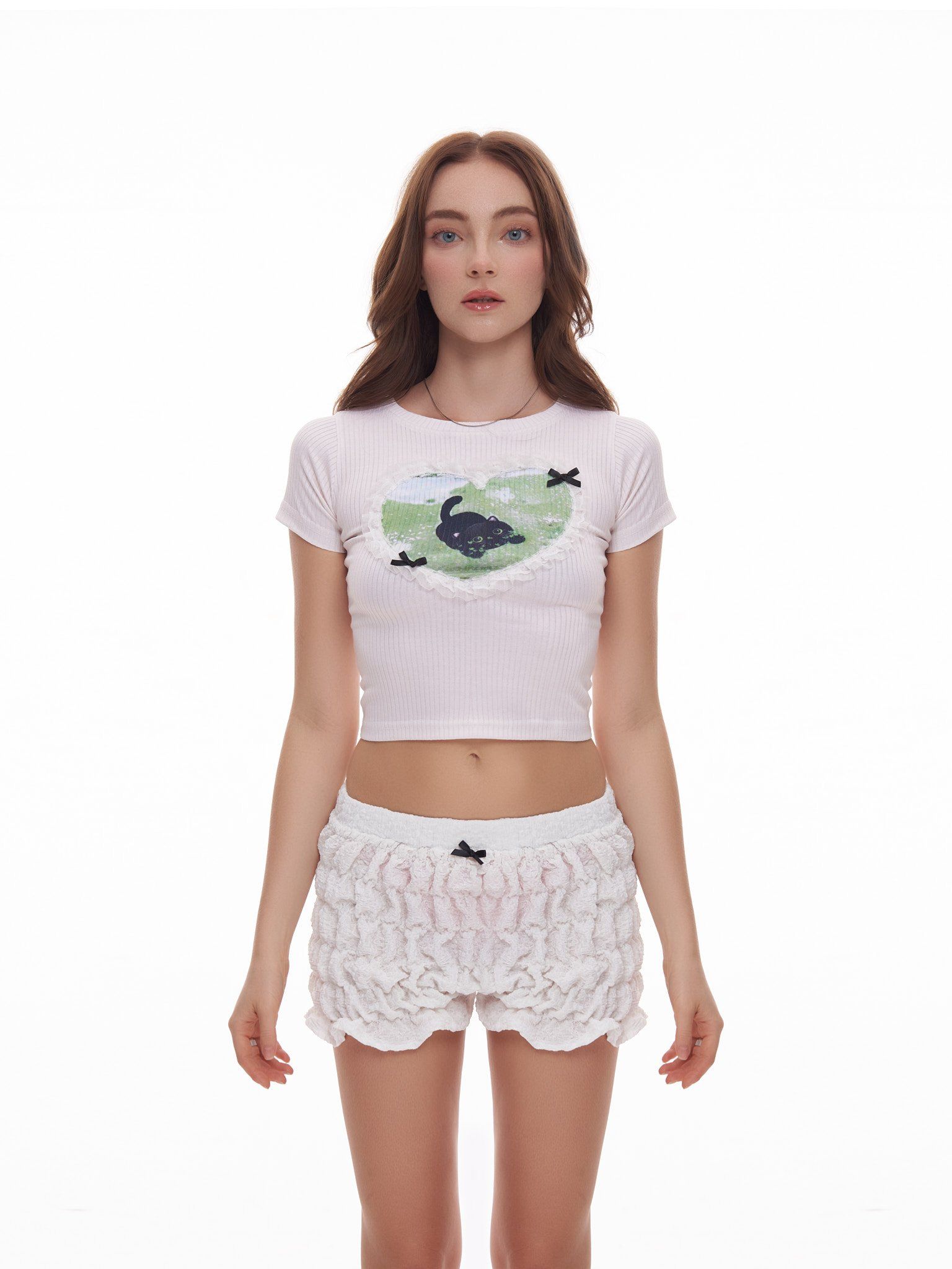  Áo Thun Nữ Form Ôm Body Họa Tiết Phối Ren Rora MADMIND - Màu Be 