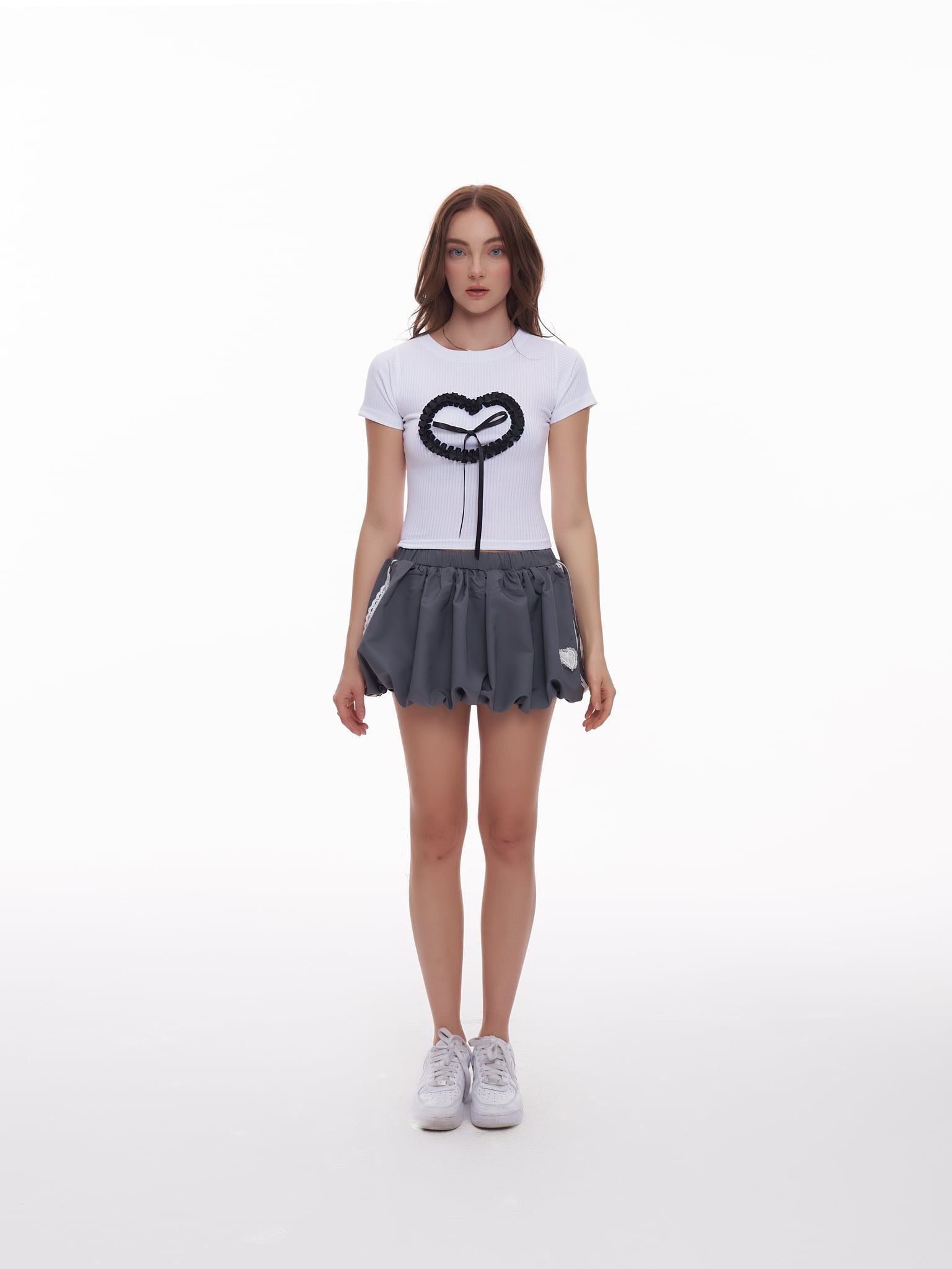  Áo Thun Nữ Form Body Họa Tiết Nơ Ruy Băng Hearty Top MADMIND - Màu Trắng 