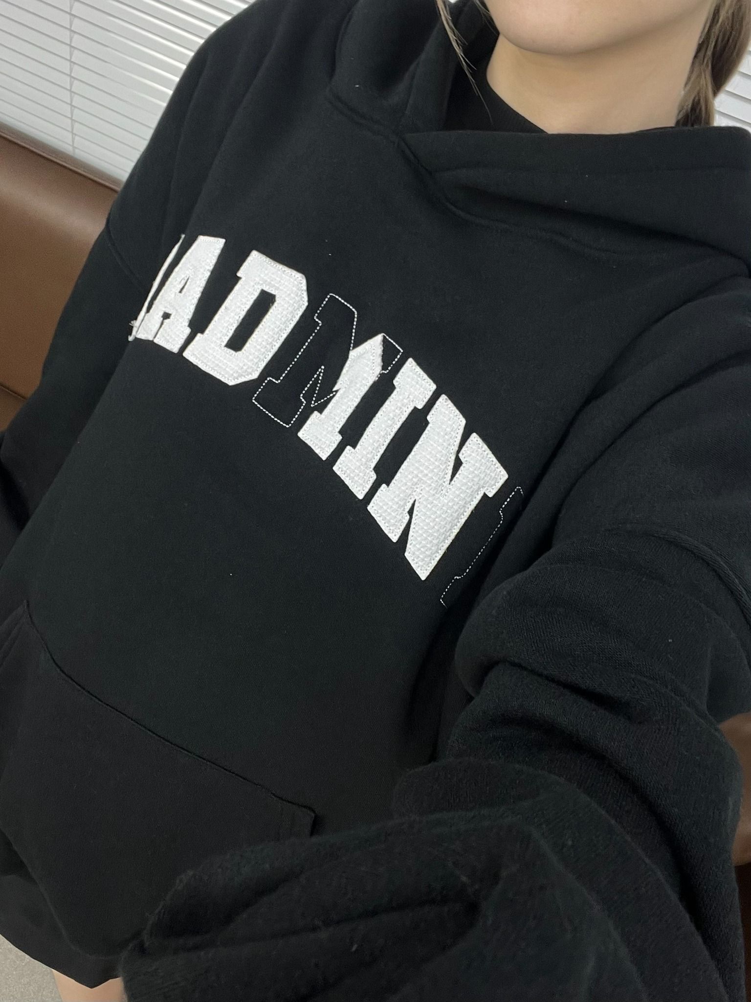  Áo Hoodie Tay Dài Thêu Chữ, Nỉ Bông Ripped Logo Hoodie - Màu Đen 