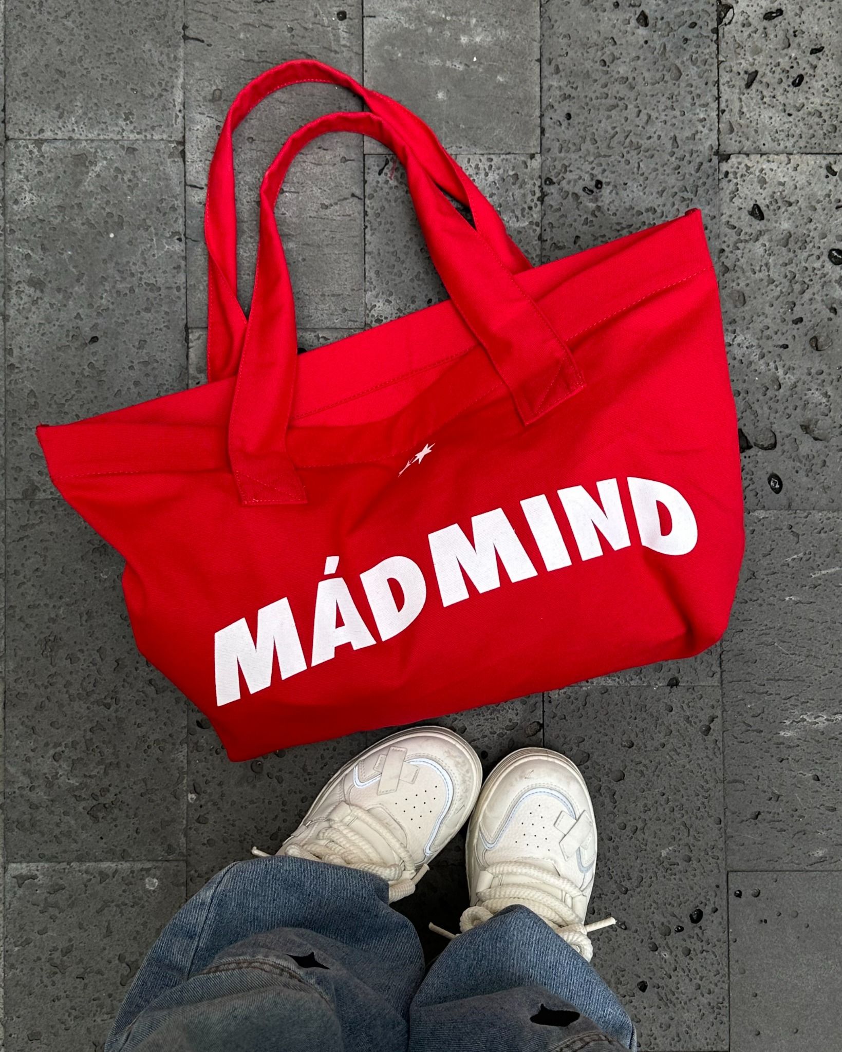  Túi Tote Có Dây Kéo Vải Bố Madmind Tote Bag Canvas - Màu Đỏ 
