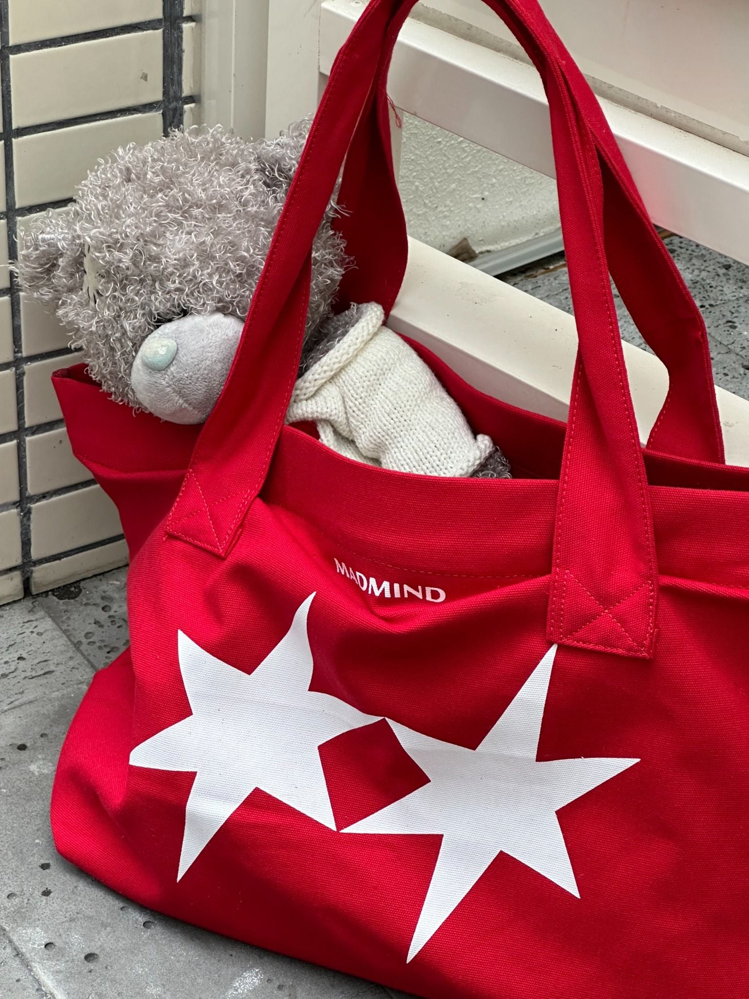  Túi Tote Có Dây Kéo Vải Bố Madmind Tote Bag Canvas - Màu Đỏ 
