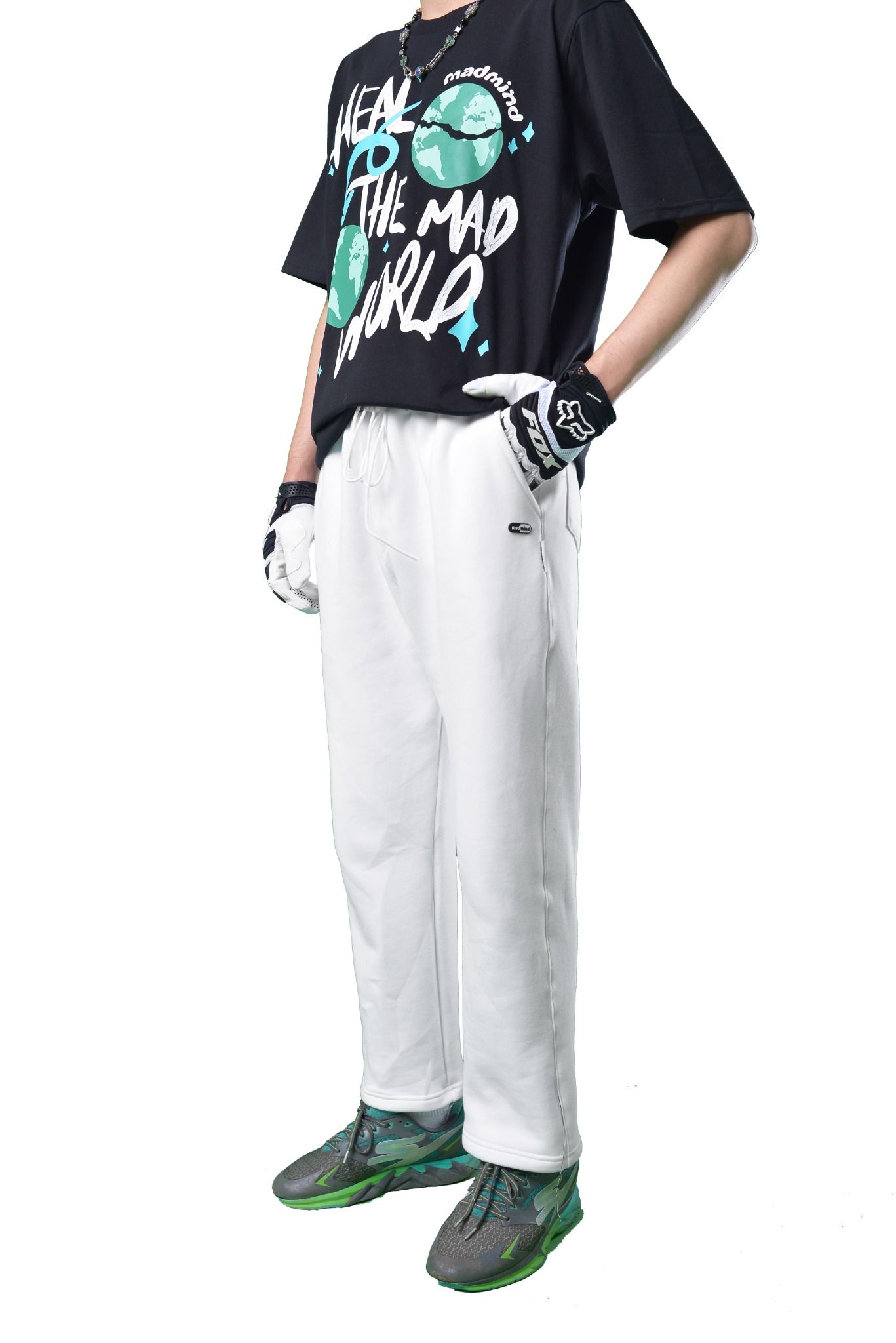  Quần Dài Premium Logo Madmind Nỉ Bông Màu Trắng 