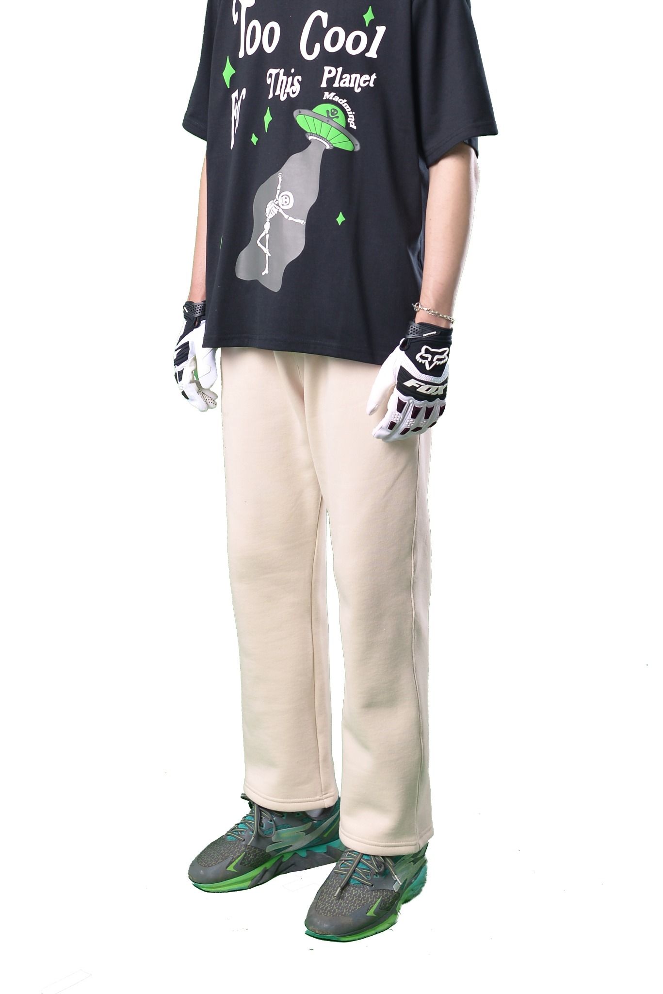  Quần Dài Premium Logo Madmind Nỉ Bông Màu Be 