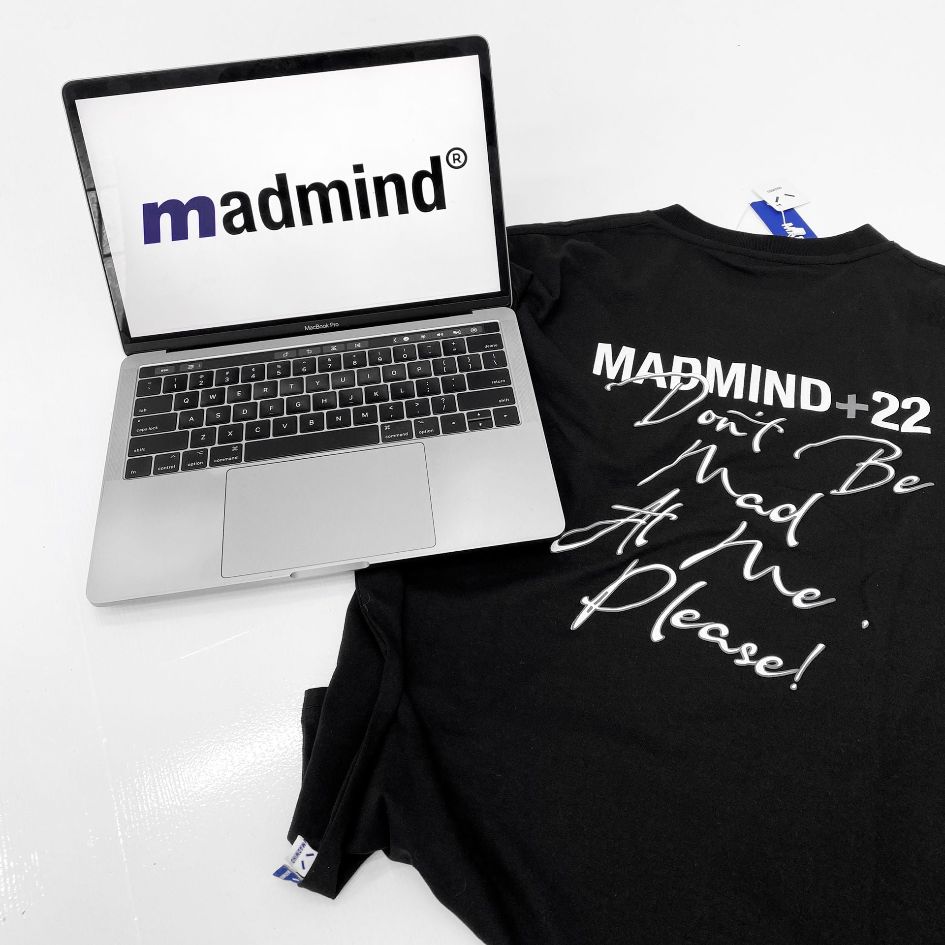  Áo Thun Please Madmind Màu Đen 