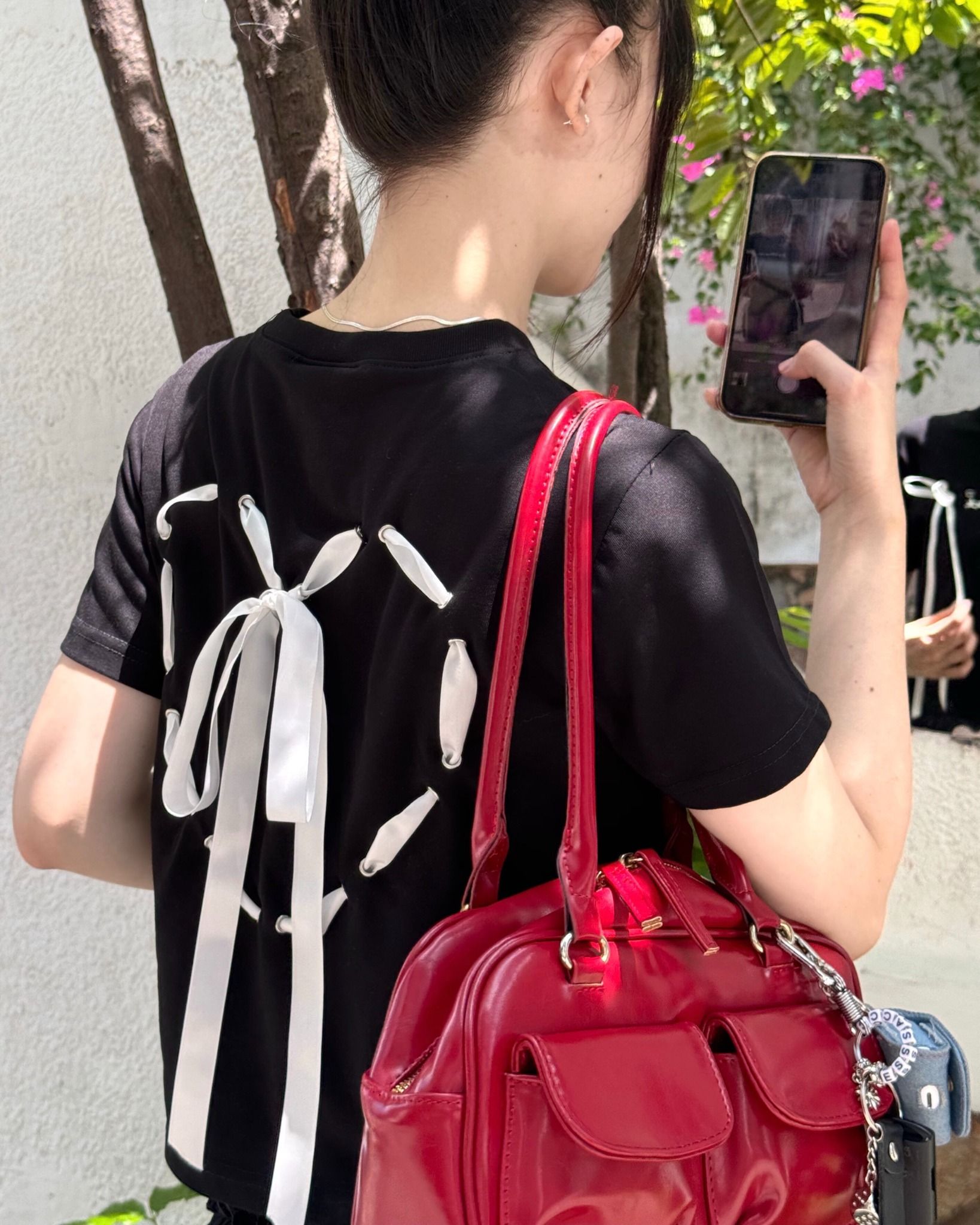  Áo Thun Phối Thắt Nơ Your Gift Madmind - Màu Đen 