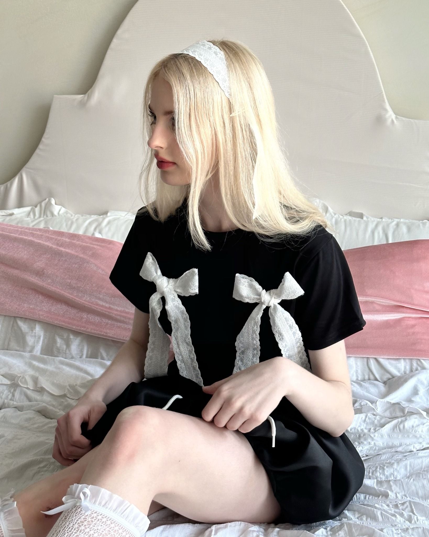  Áo Thun Form Baby Phối Nơ Double Cute Madmind - Màu Đen 