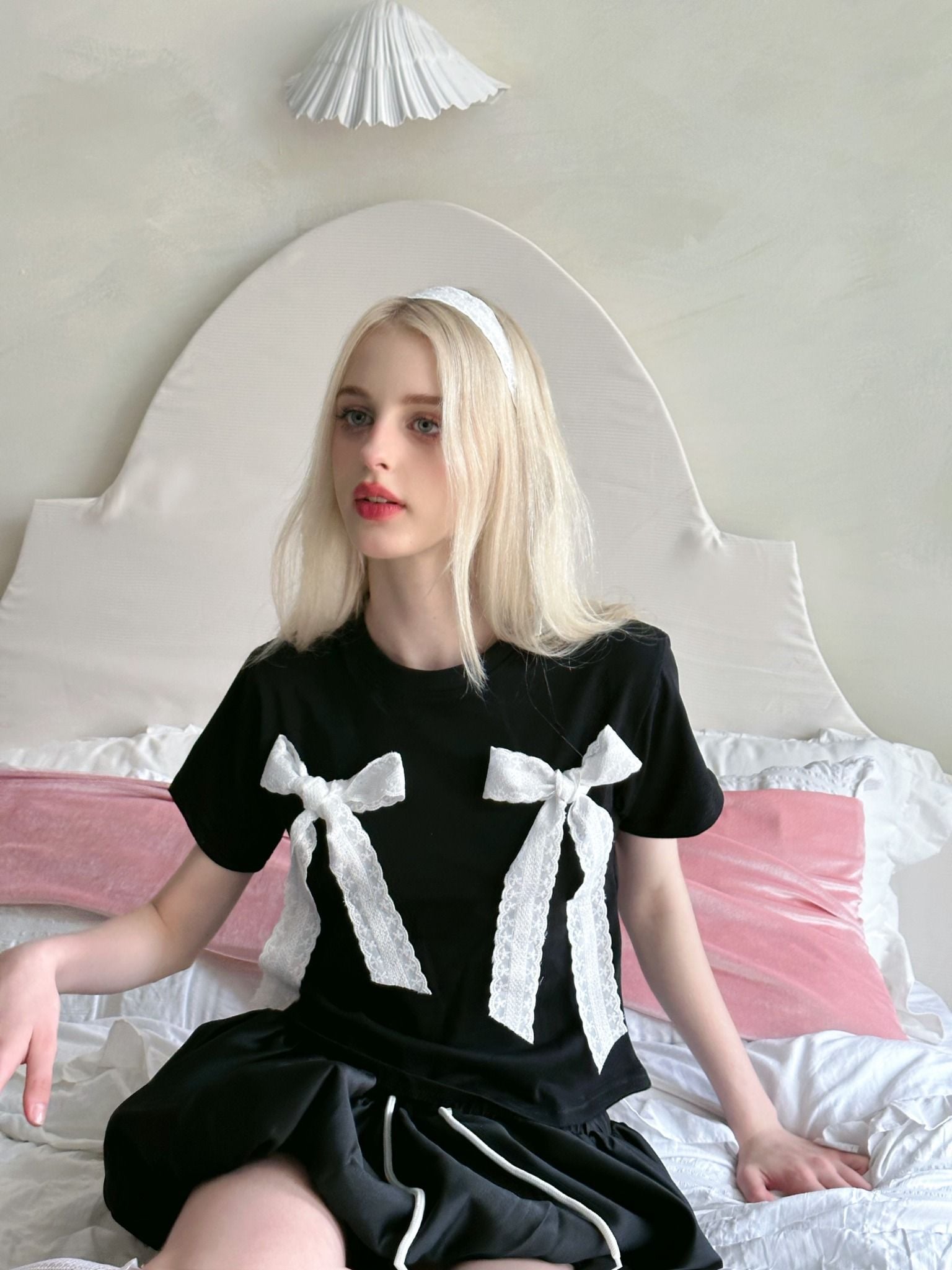  Áo Thun Form Baby Phối Nơ Double Cute Madmind - Màu Đen 