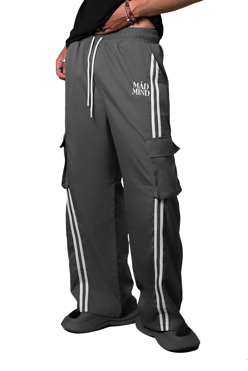  Quần Dài Phối 2 Sọc Túi Hộp 2 Stripe Pocket Pants Màu Xám Đậm 