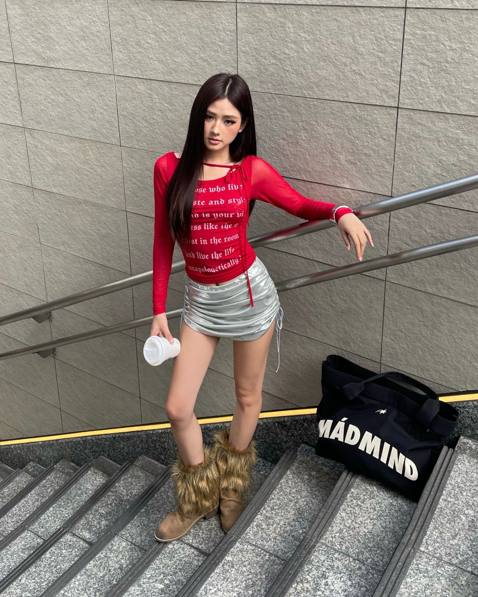  Áo Nữ Trễ Vai TASTY MADMIND - Màu Đỏ 