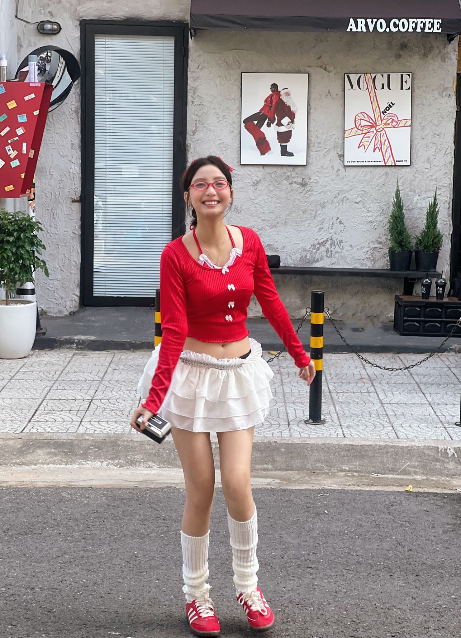  Áo Nữ Tay Dài BOWTIFUL MADMIND - Màu Đỏ 