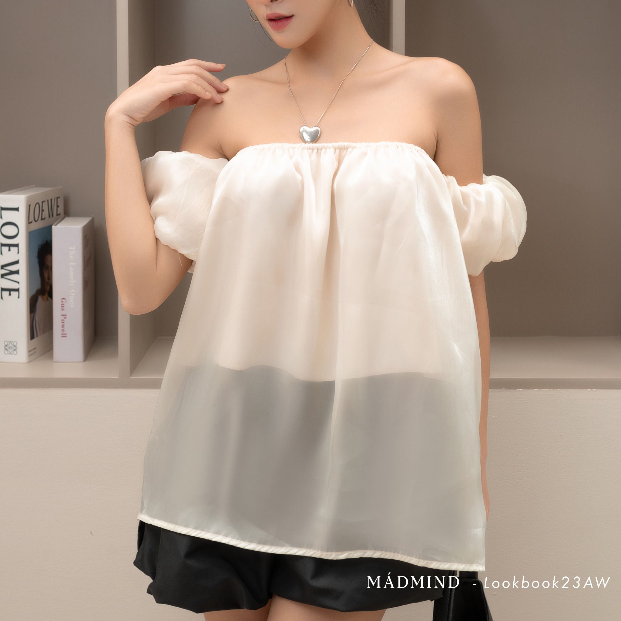  Áo Kiểu Trễ Vai Tay Phồng Vải Tơ Organza Cao Cấp Ivy Top Madmind - Tay Ngắn Màu Be 