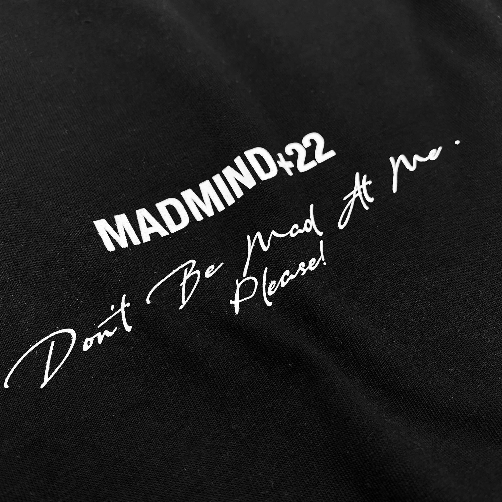  Áo Thun Please Madmind Màu Đen 